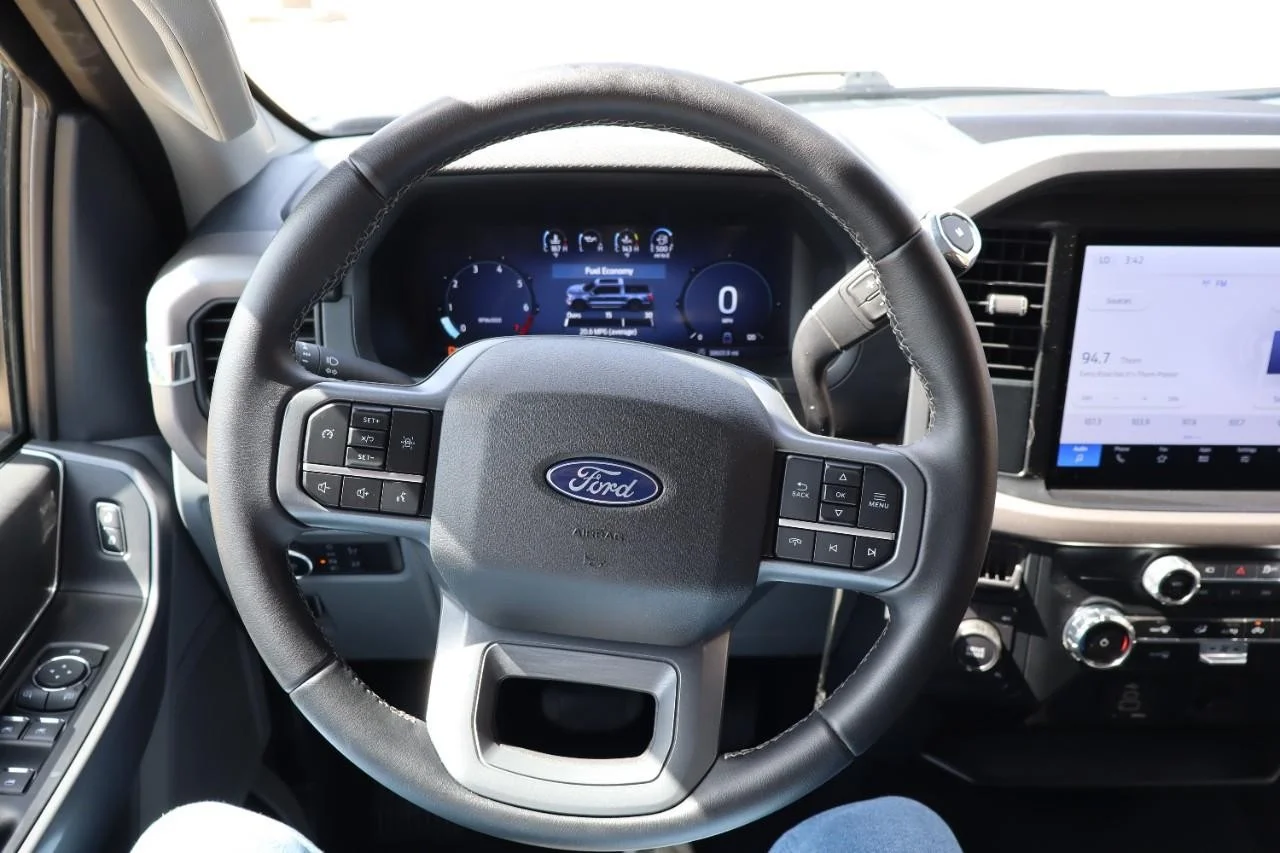 Used 2025 Atlas Blue Ford XLT image 15