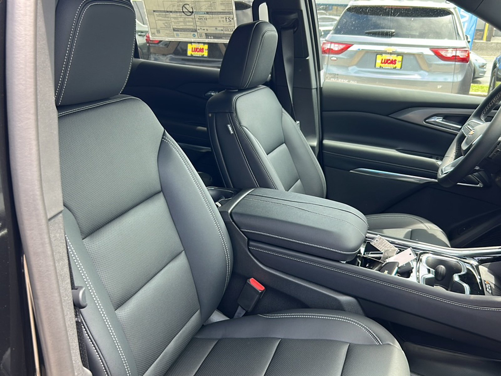 2026 Chevrolet Traverse LT - Photo 13