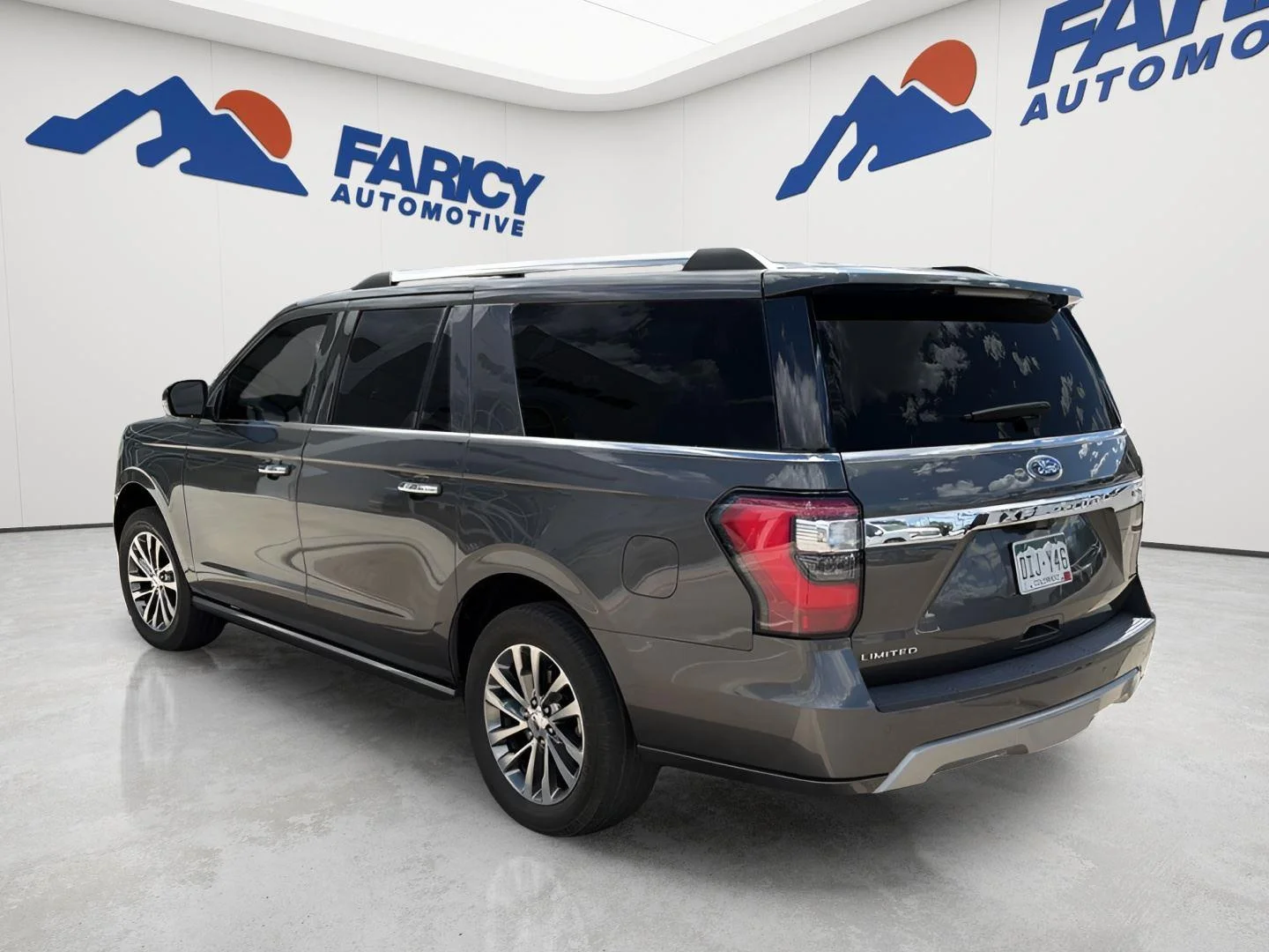Used 2018 Magnetic Ford Limited image 2