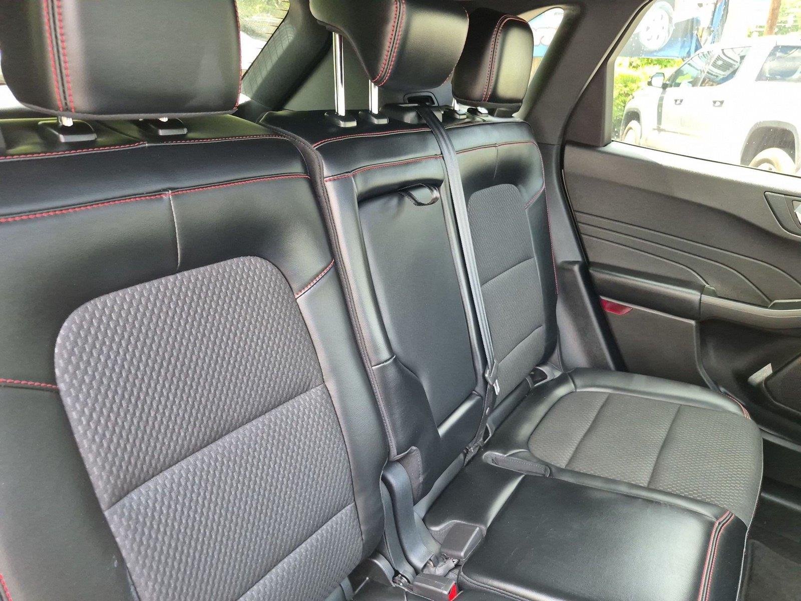 Used 2024 Star White Metallic Tri-Coat Ford ST-Line image 36