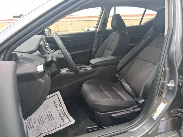 2025 Nissan Altima S - Photo 14