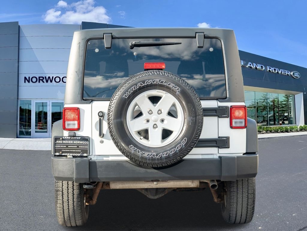 Used 2017 White Jeep Unlimited Sport image 5