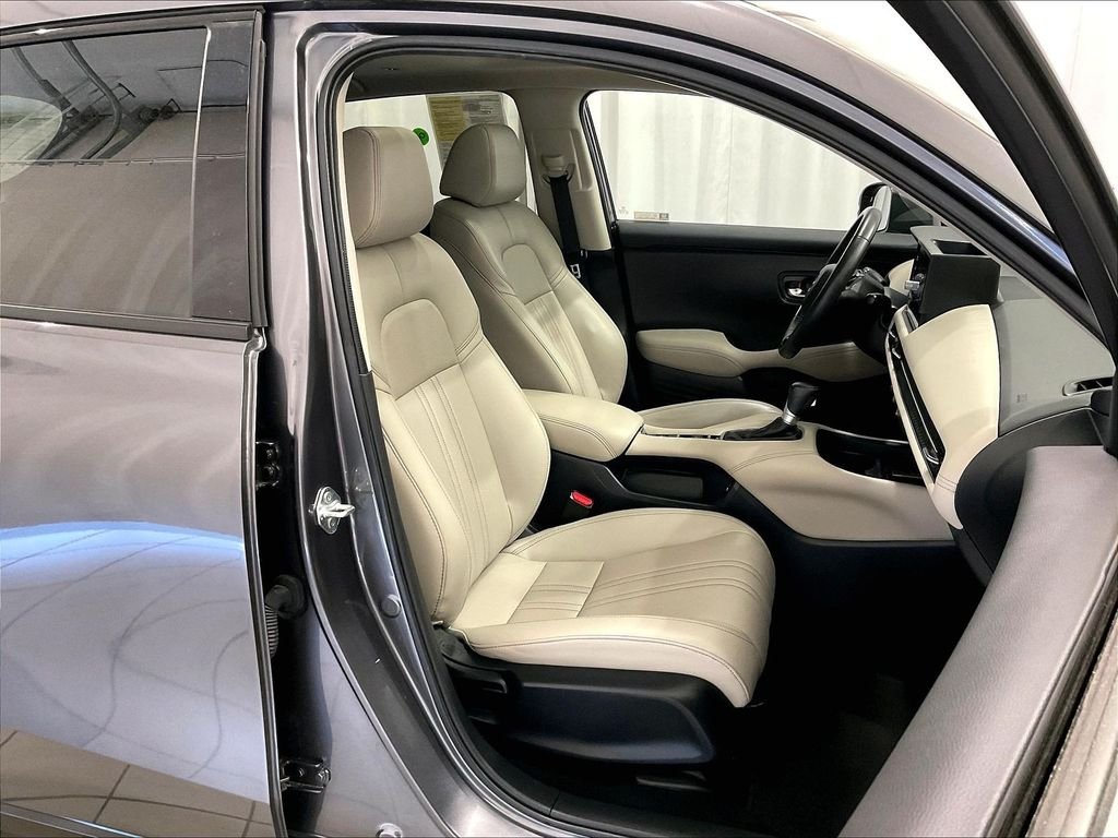 Used 2024 Gray Honda EX-L image 11
