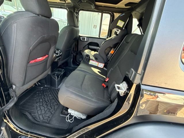 Used 2020 Black Jeep Unlimited Sport S image 21