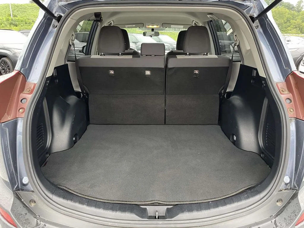 Used 2014 Shoreline Blue Pearl Toyota LE image 33