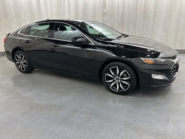 2023 Chevrolet Malibu RS's photo