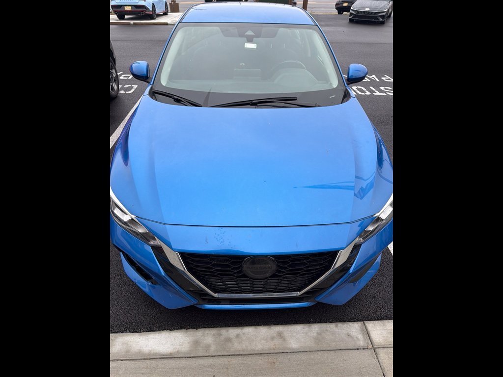 Used 2022 Blue Nissan SV image 19