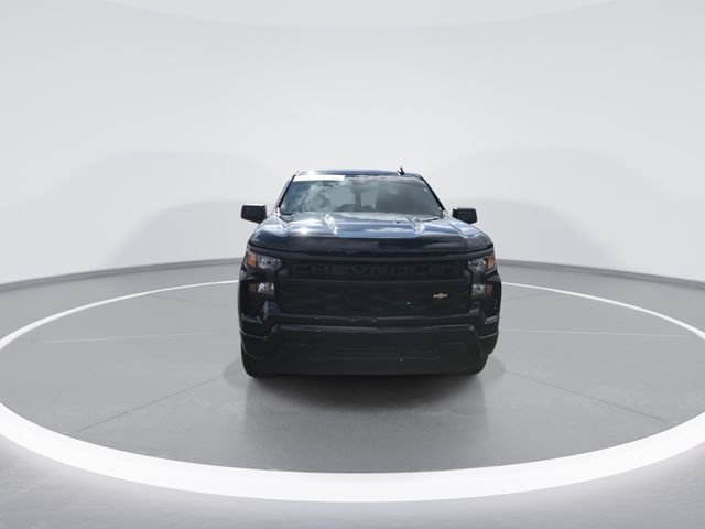 Used 2024 Black Chevrolet Custom image 3