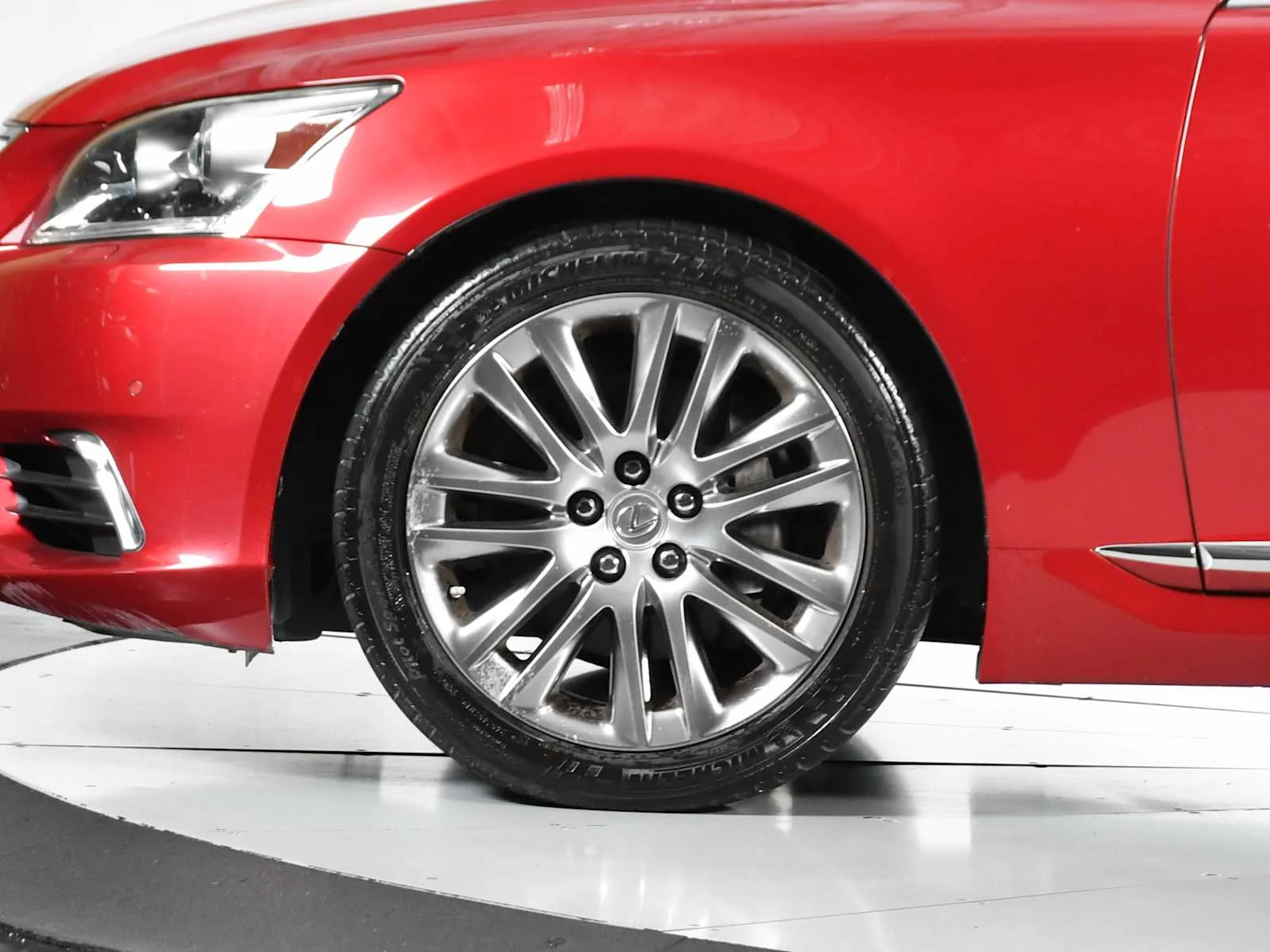 Used 2014 Matador Red Mica Lexus  image 12