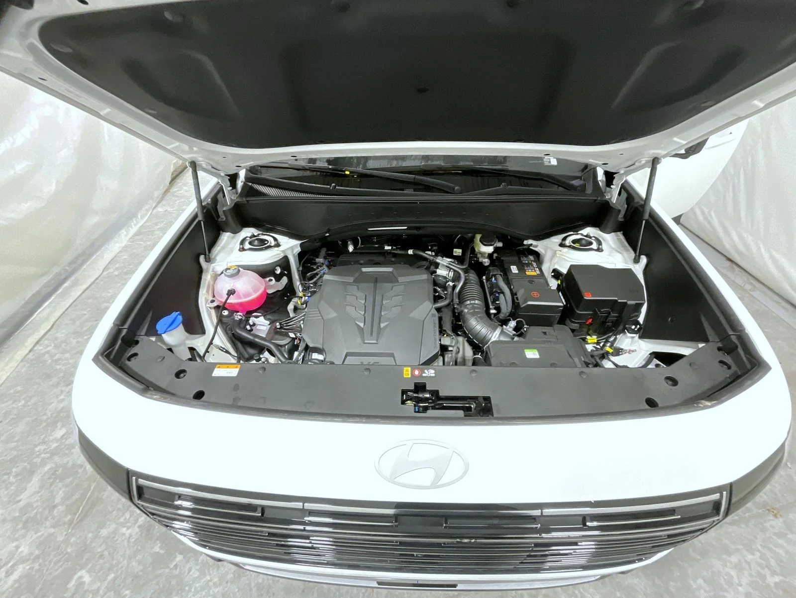 New 2026 White Hyundai Limited image 26