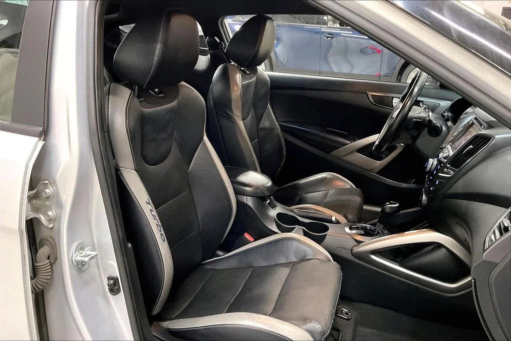 Used 2016 Silver Hyundai Turbo image 6