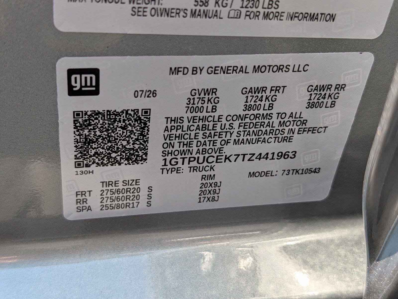 New 2026 Sterling Metallic GMC Elevation image 43