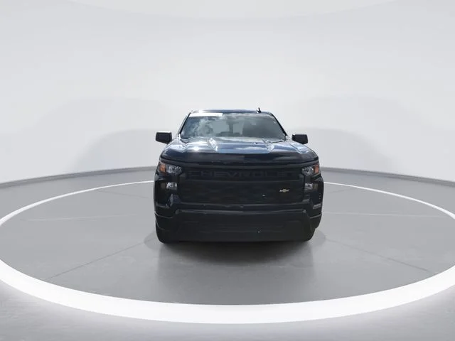 Used 2024 Black Chevrolet Custom image 3