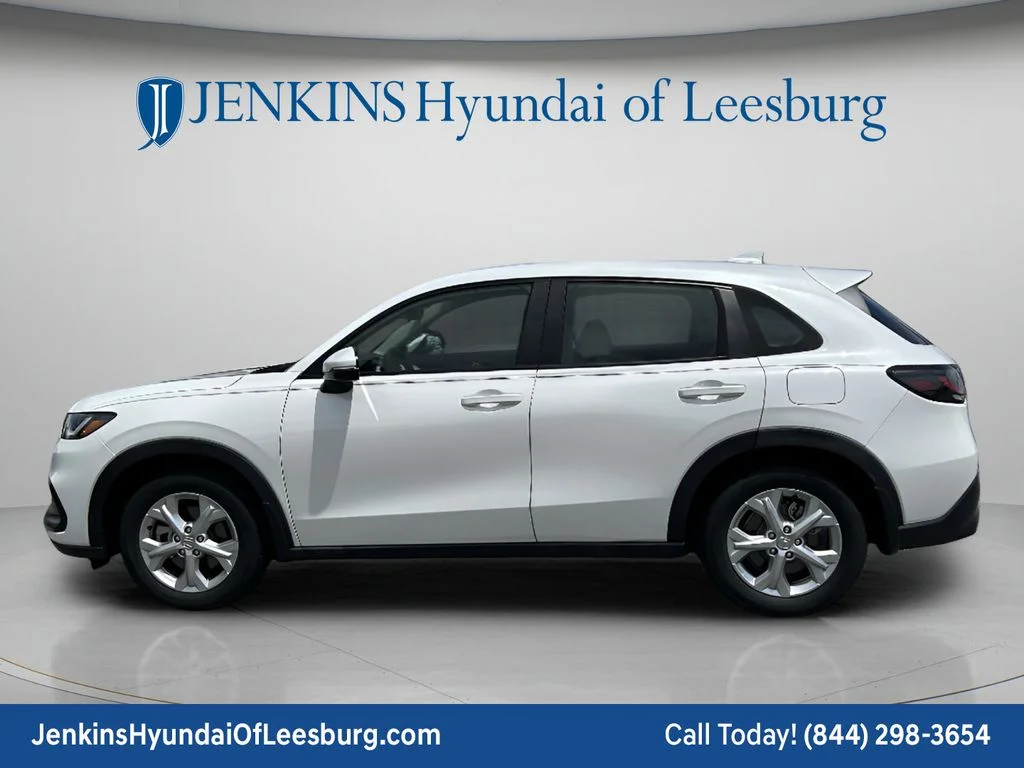 Used 2025 White Honda LX image 9