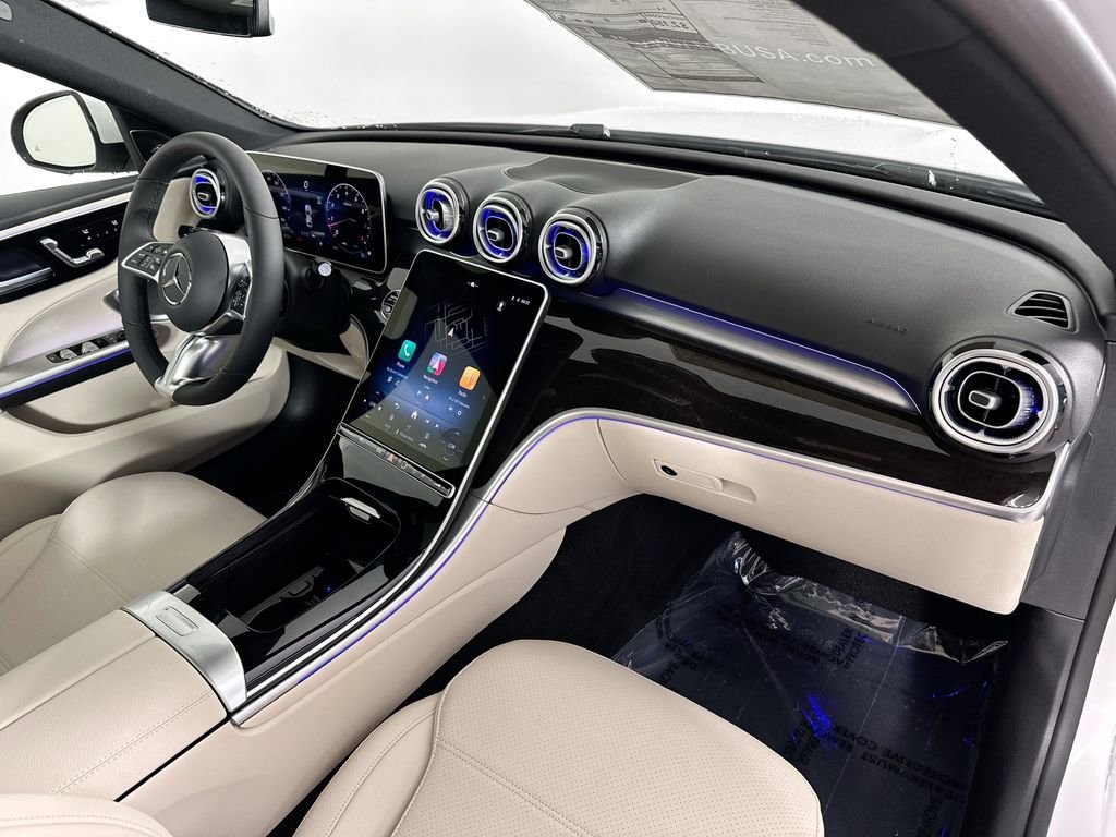 New 2026 MANUFAKTUR Moonlight White Metallic Mercedes-Benz C 300 image 65