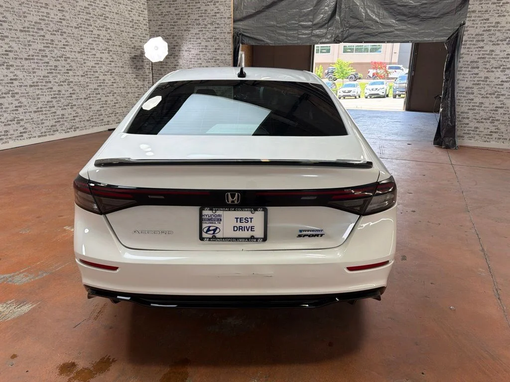 Used 2025 Platinum White Pearl Honda Sport-L image 6