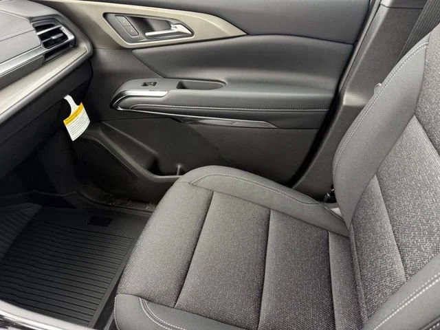 2026 Chevrolet Traverse LT - Photo 15