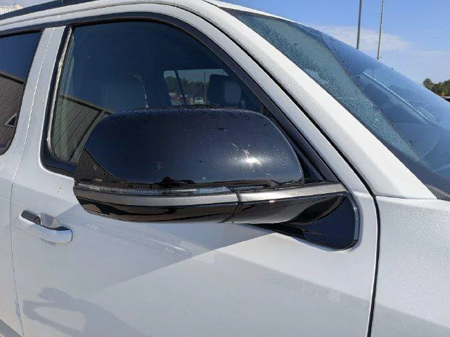 New 2026 Bright White Clear-Coat Exterior Paint Jeep Grand Wagoneer image 9