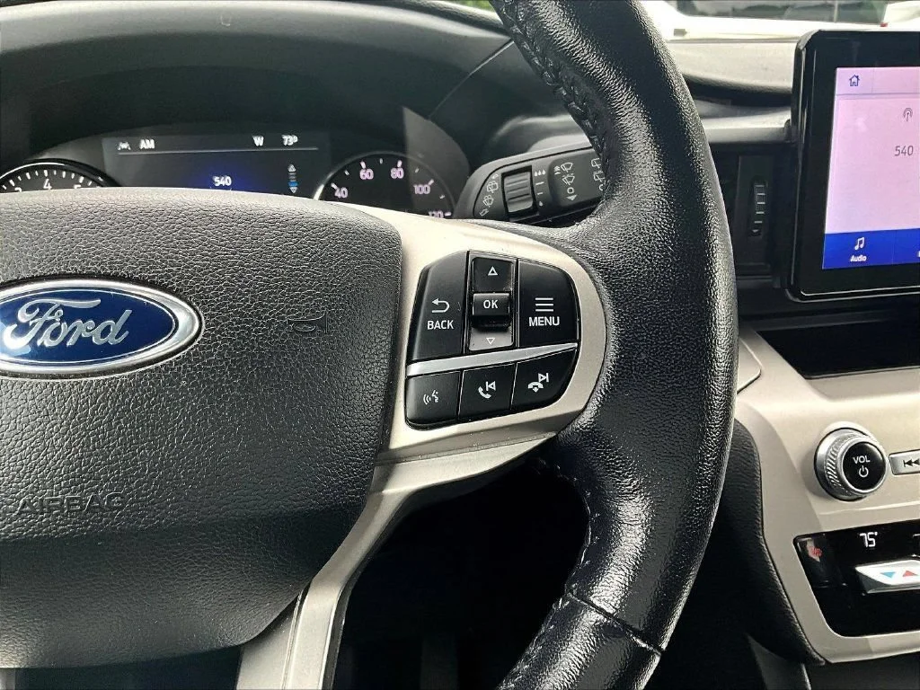 Used 2021 Gray Metallic Ford XLT image 14