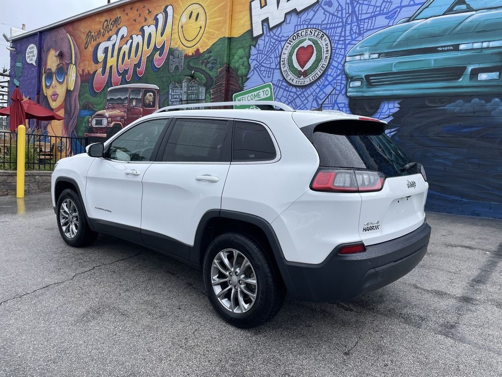 Certified Used 2019 White Jeep Latitude Plus image 3