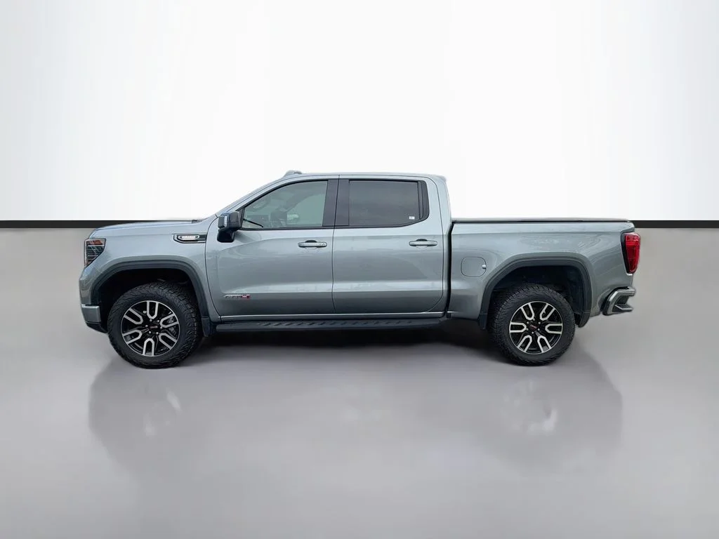 Used 2023 Sterling Metallic GMC AT4 image 8