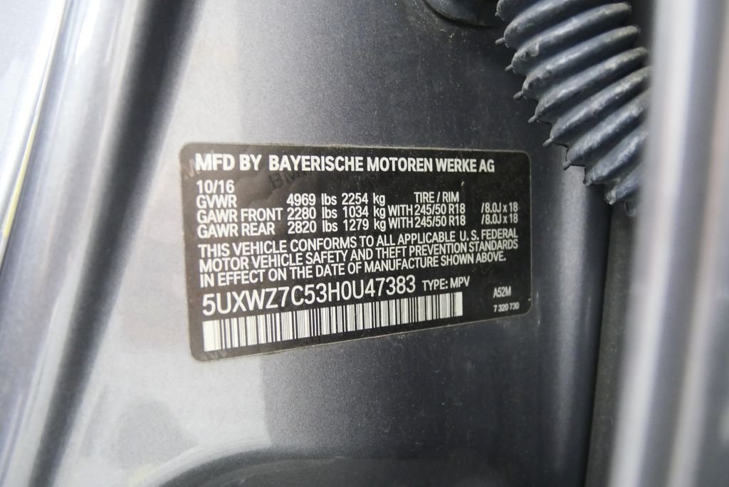 Used 2017 Space Gray Metallic BMW sDrive28i image 24