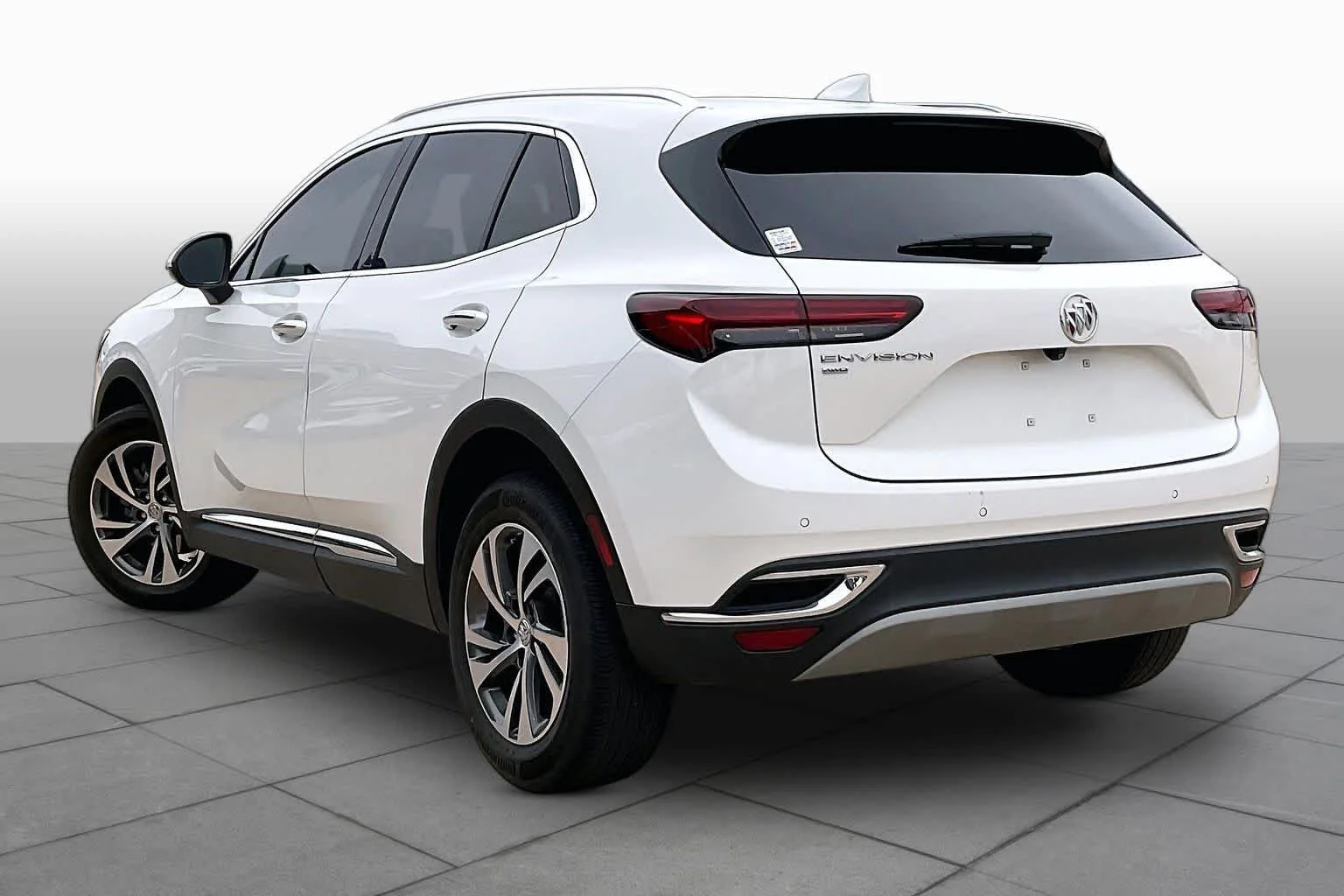 Used 2023 Summit White Buick Essence image 11