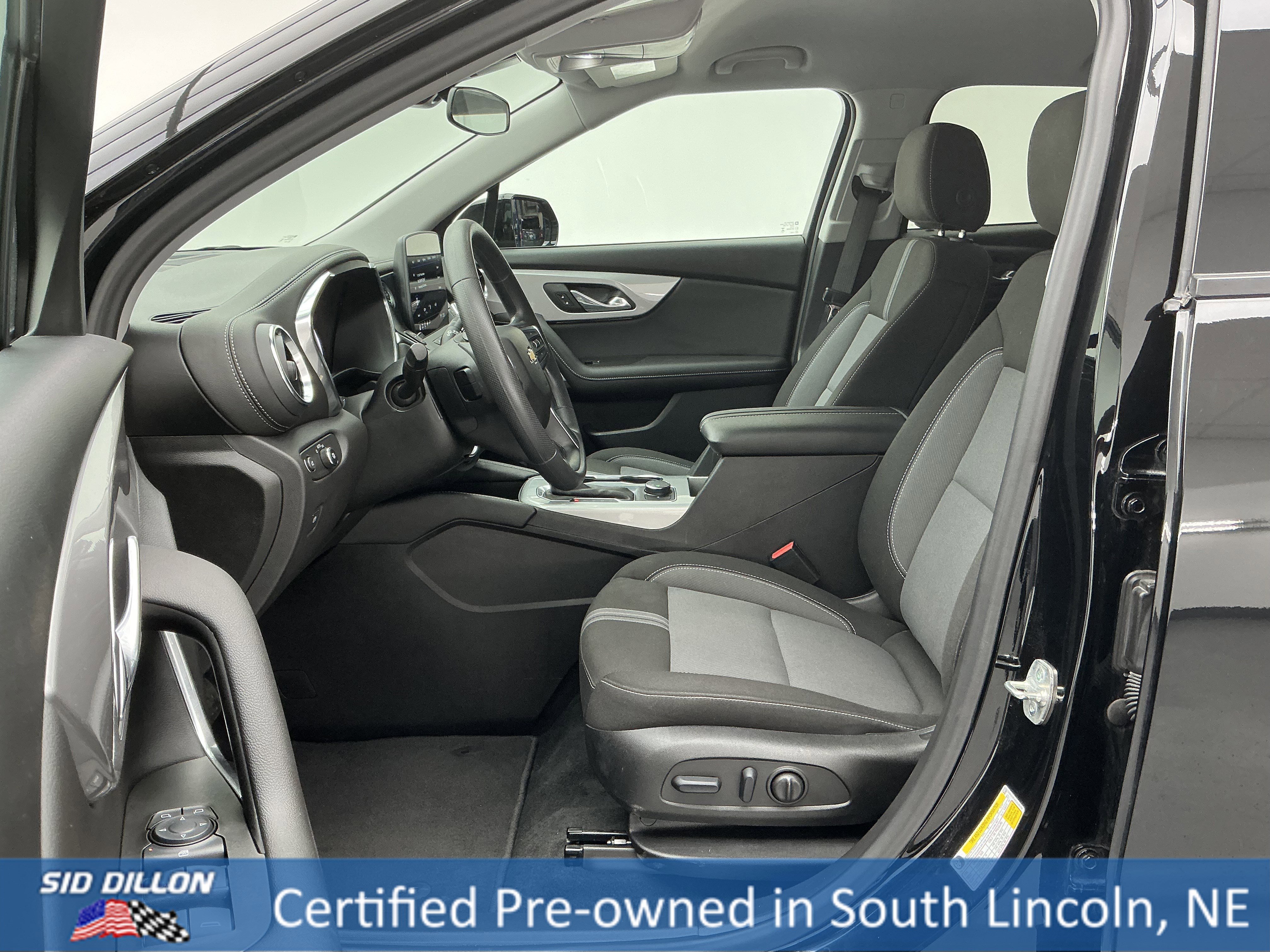 2025 Chevrolet Blazer 2LT - Photo 17