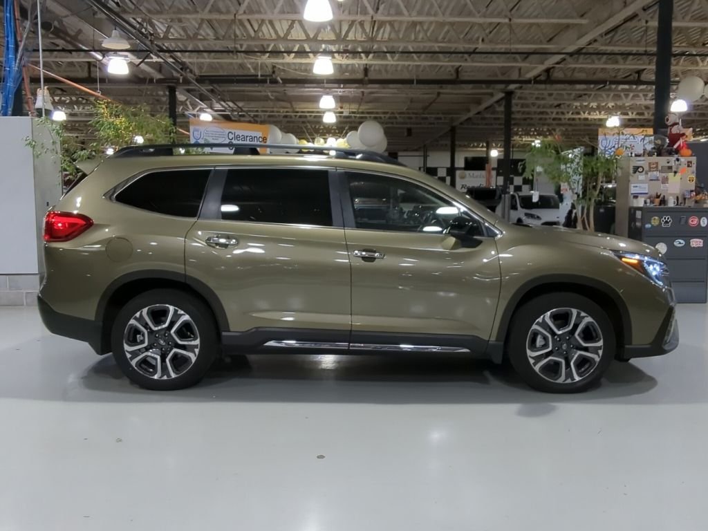 Used 2024 Brown Subaru Touring image 7