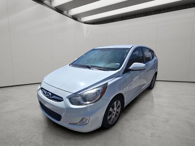 2012 Hyundai Accent SE