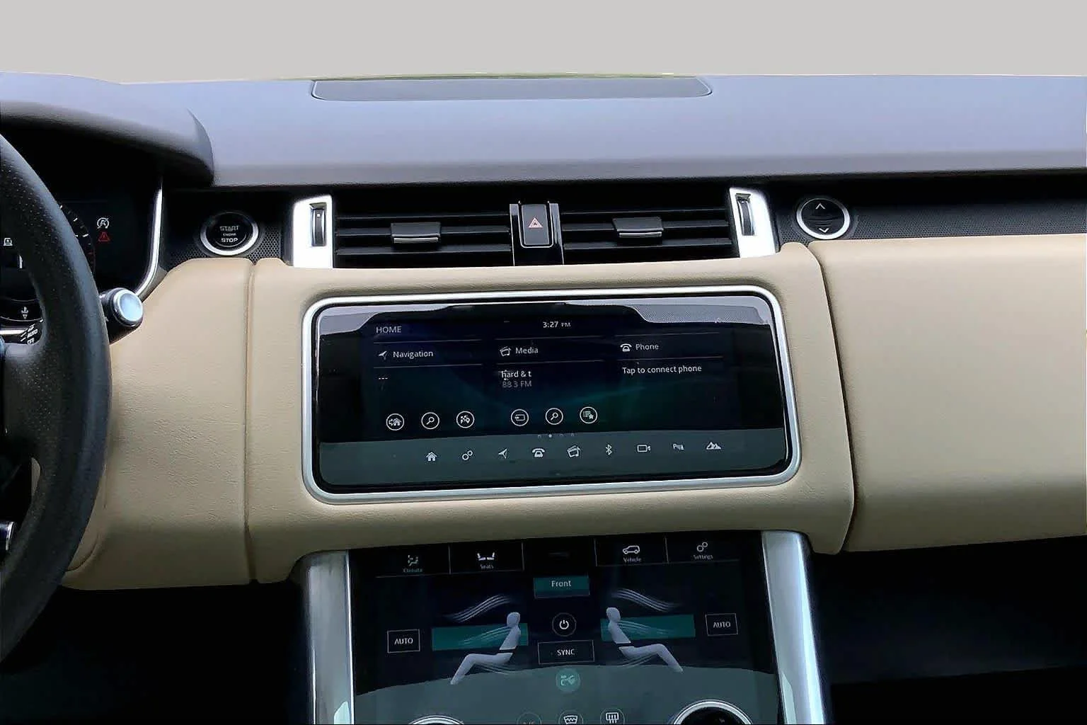 Used 2018 Narvik Black Land Rover HSE image 7
