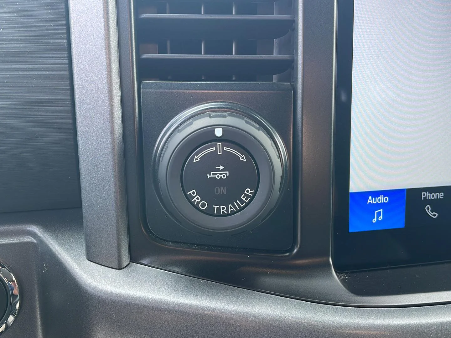 New 2026 Antimatter Blue Metallic Ford XLT image 18