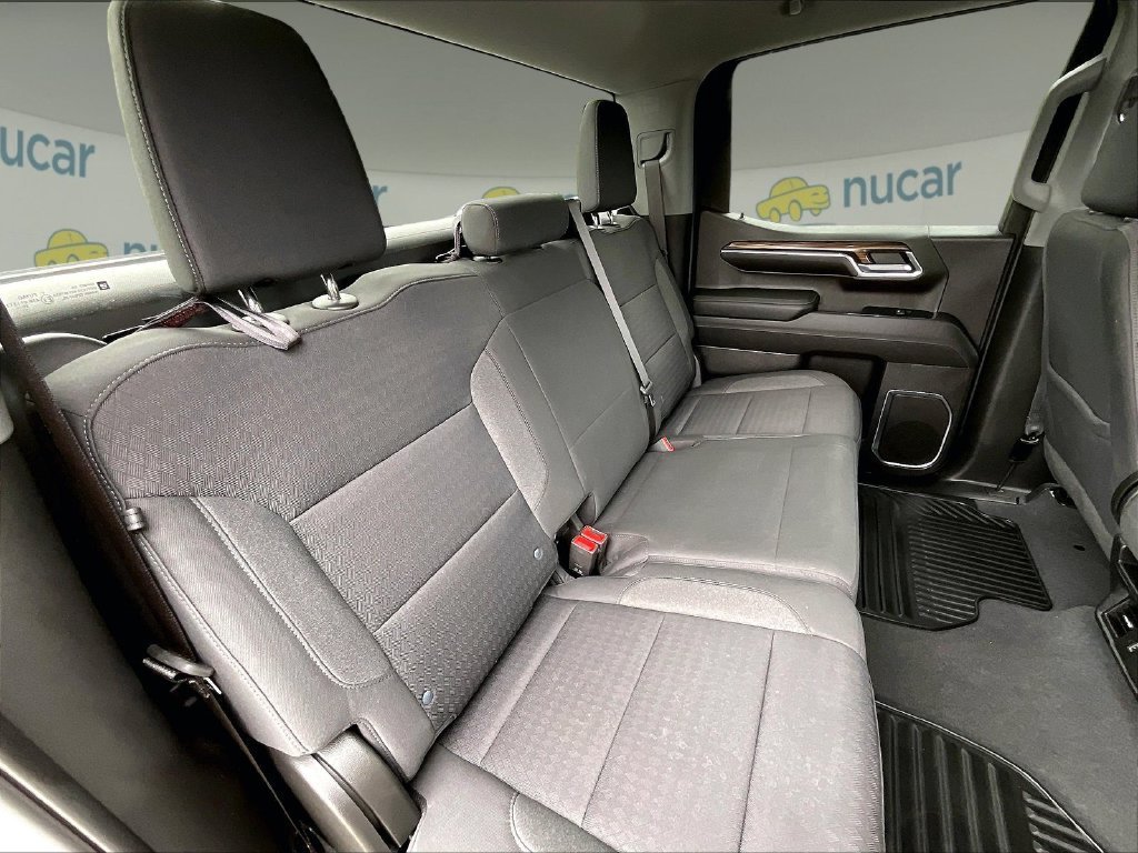 Used 2023 SUMMIT WHITE Chevrolet RST image 15