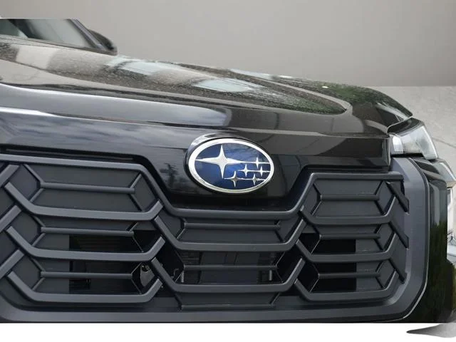 New 2026 CRYSTAL BLACK SILICA Subaru Limited image 10
