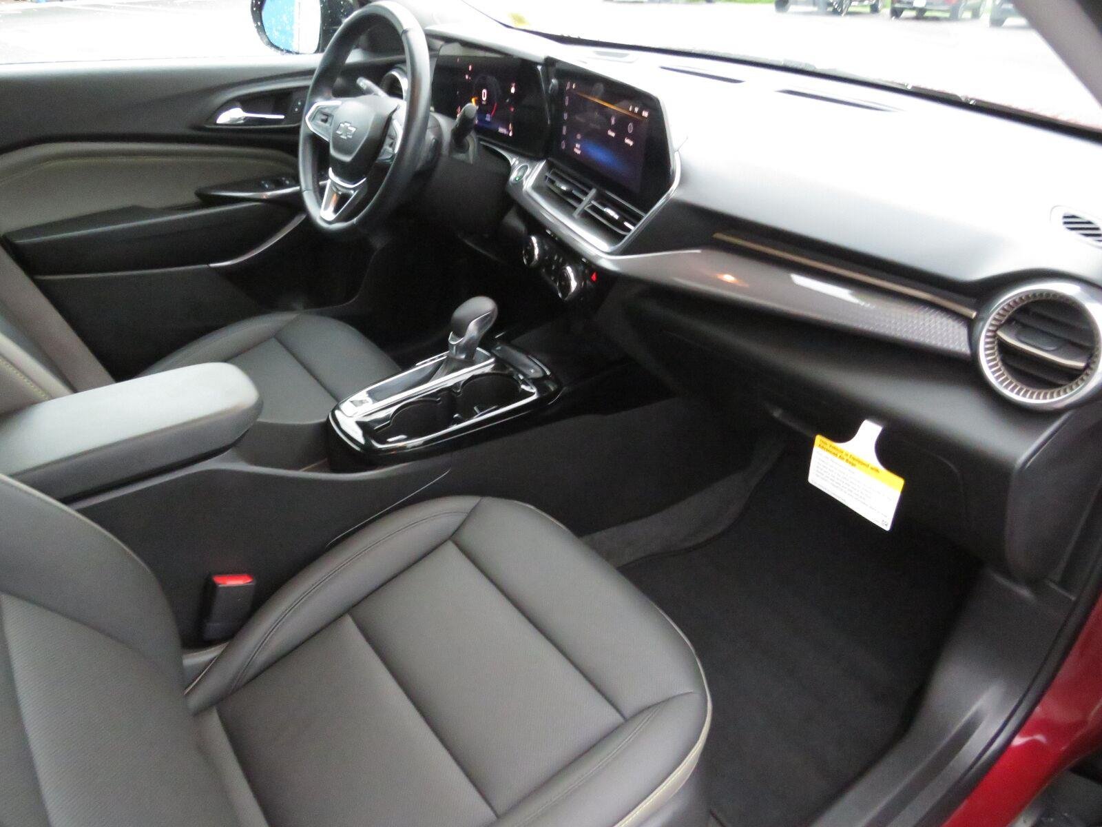 Used 2024 Crimson Metallic Chevrolet ACTIV image 19