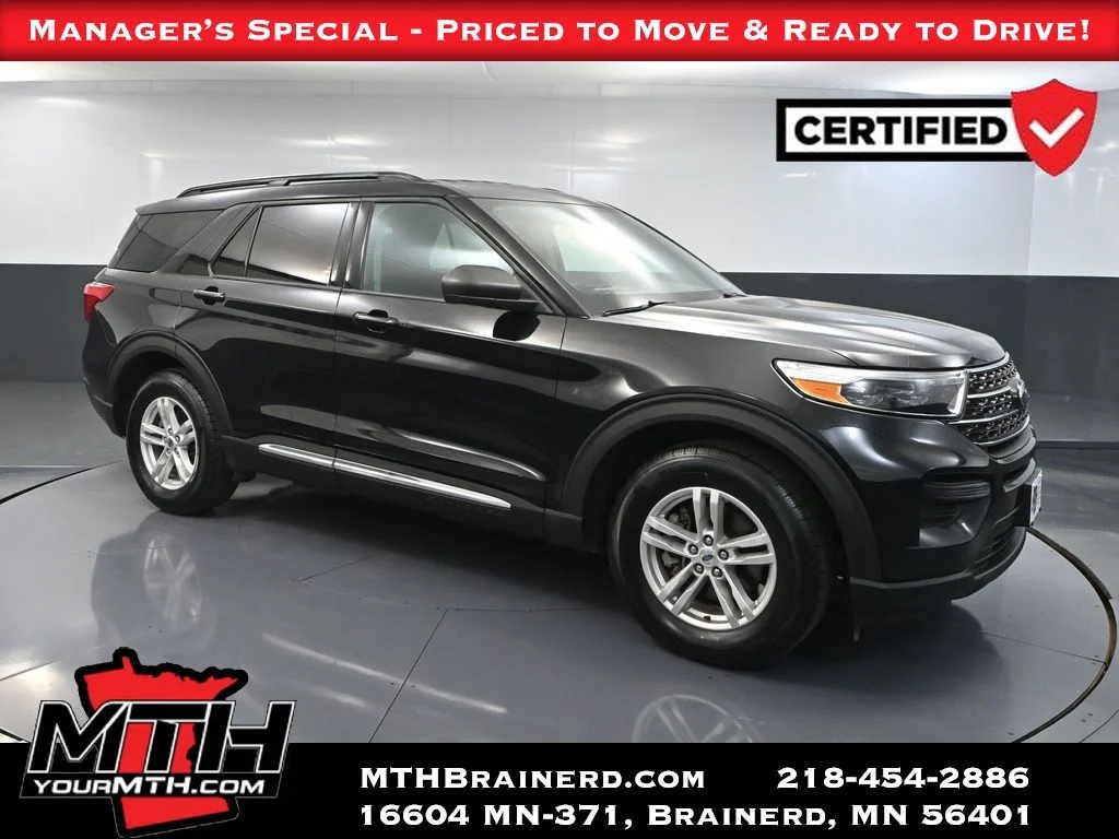 2023 Ford Explorer XLT 4WD's photo