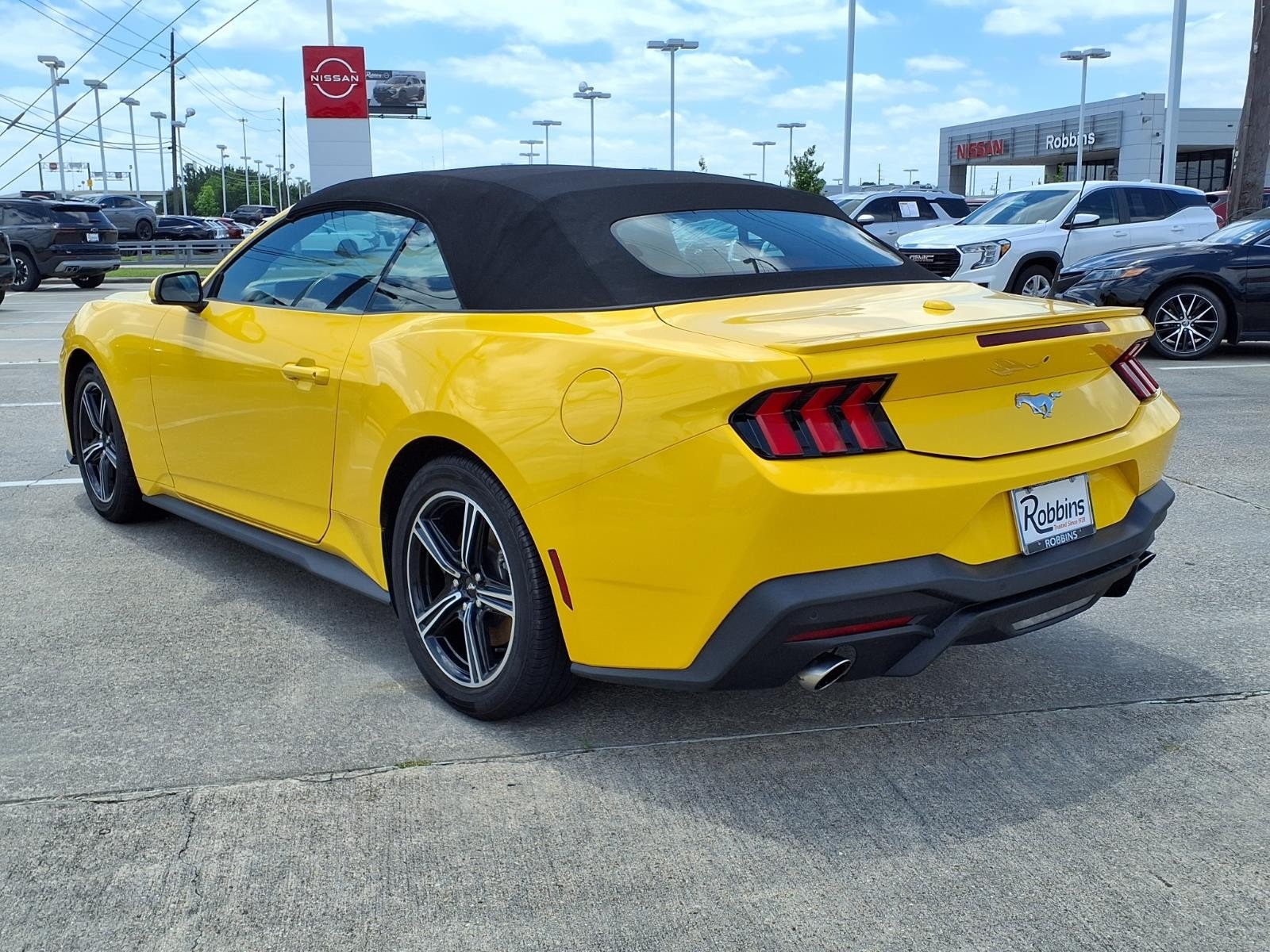 2024 Ford Mustang EcoBoost - 3