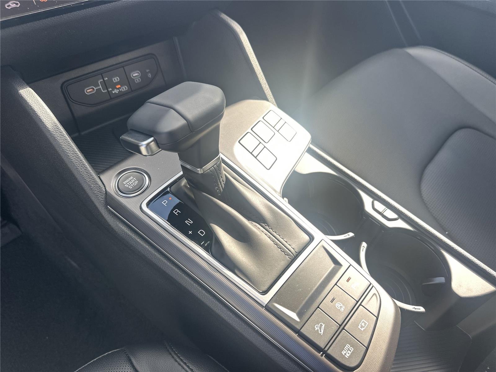 2026 Kia Sportage SX - Photo 14
