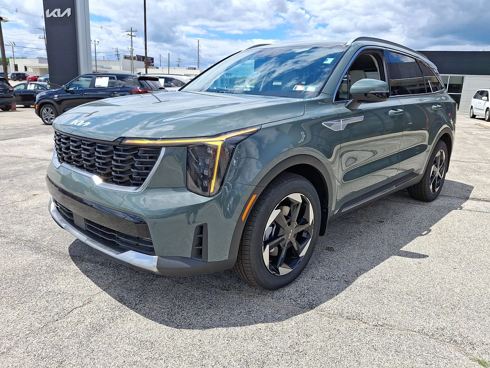 New 2026 Green Kia EX image 4