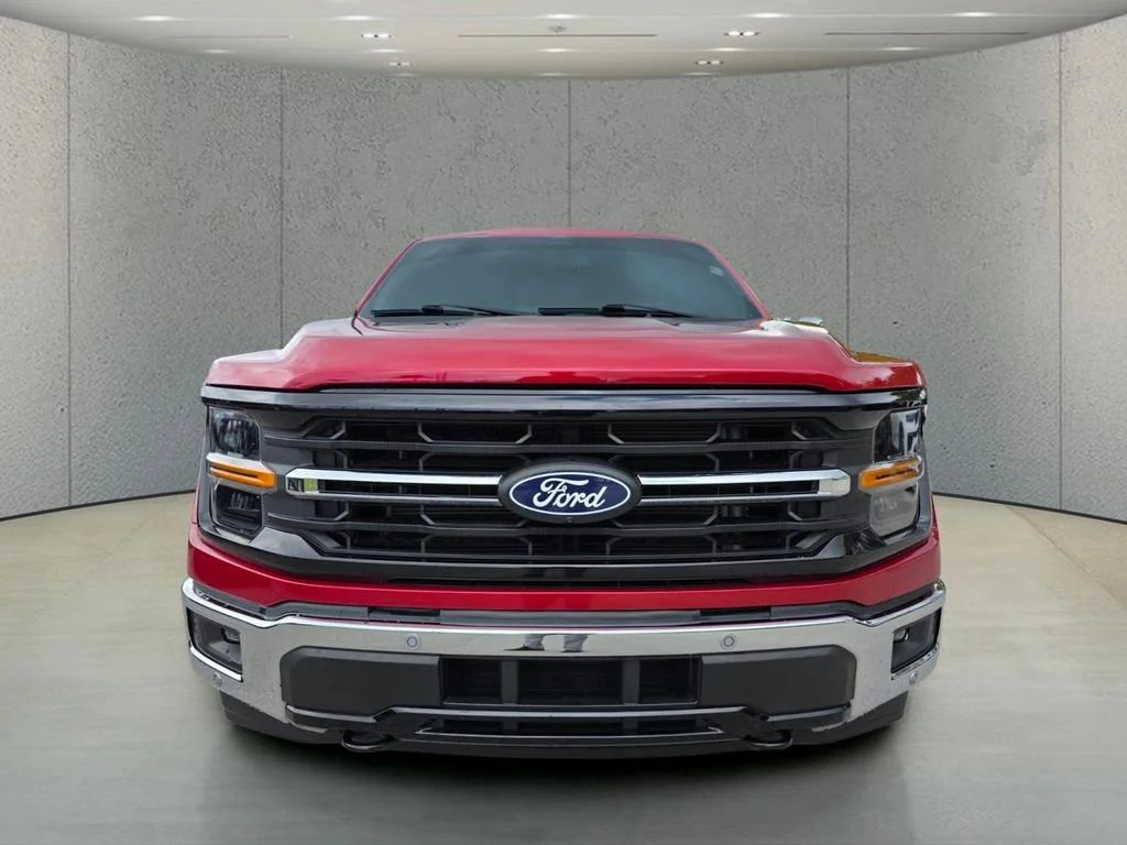 Used 2024 Red Metallic Ford XLT image 8