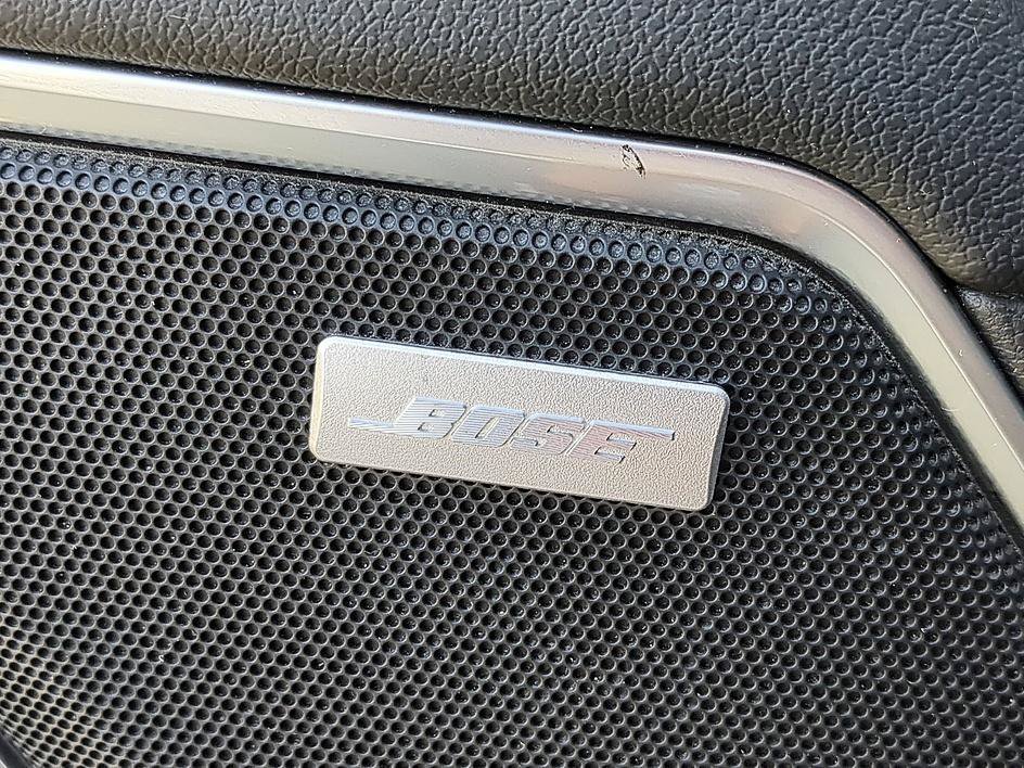 Used 2025 Summit White Chevrolet RST image 24