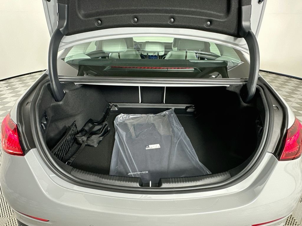 New 2026 MANUFAKTUR Alpine Grey Mercedes-Benz C 300 image 28