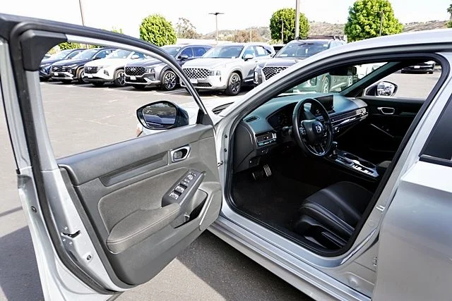 Used 2025 Silver Honda Sport image 34