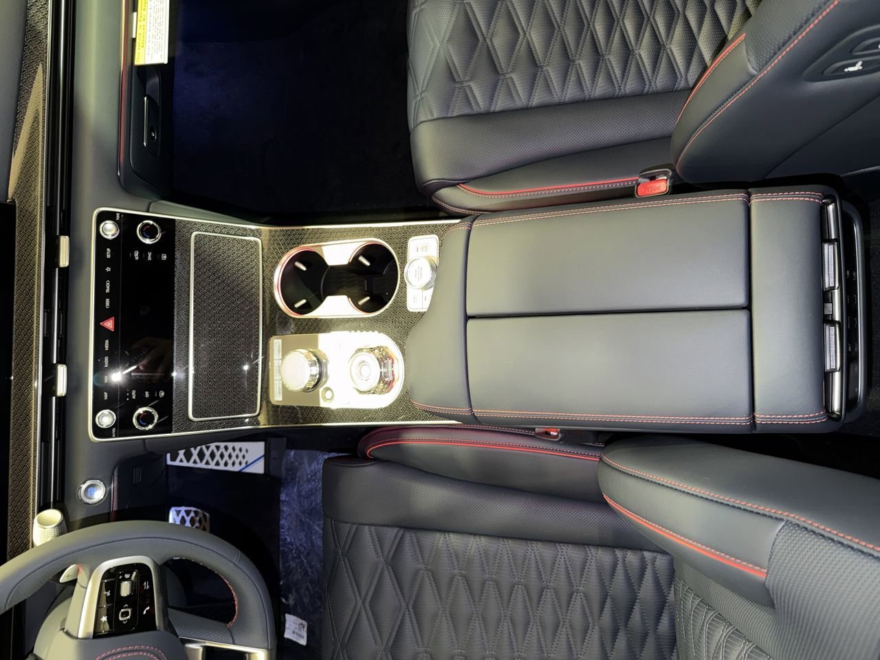 New 2026 Savile Silver Genesis 3.5T E-SC MHEV image 23