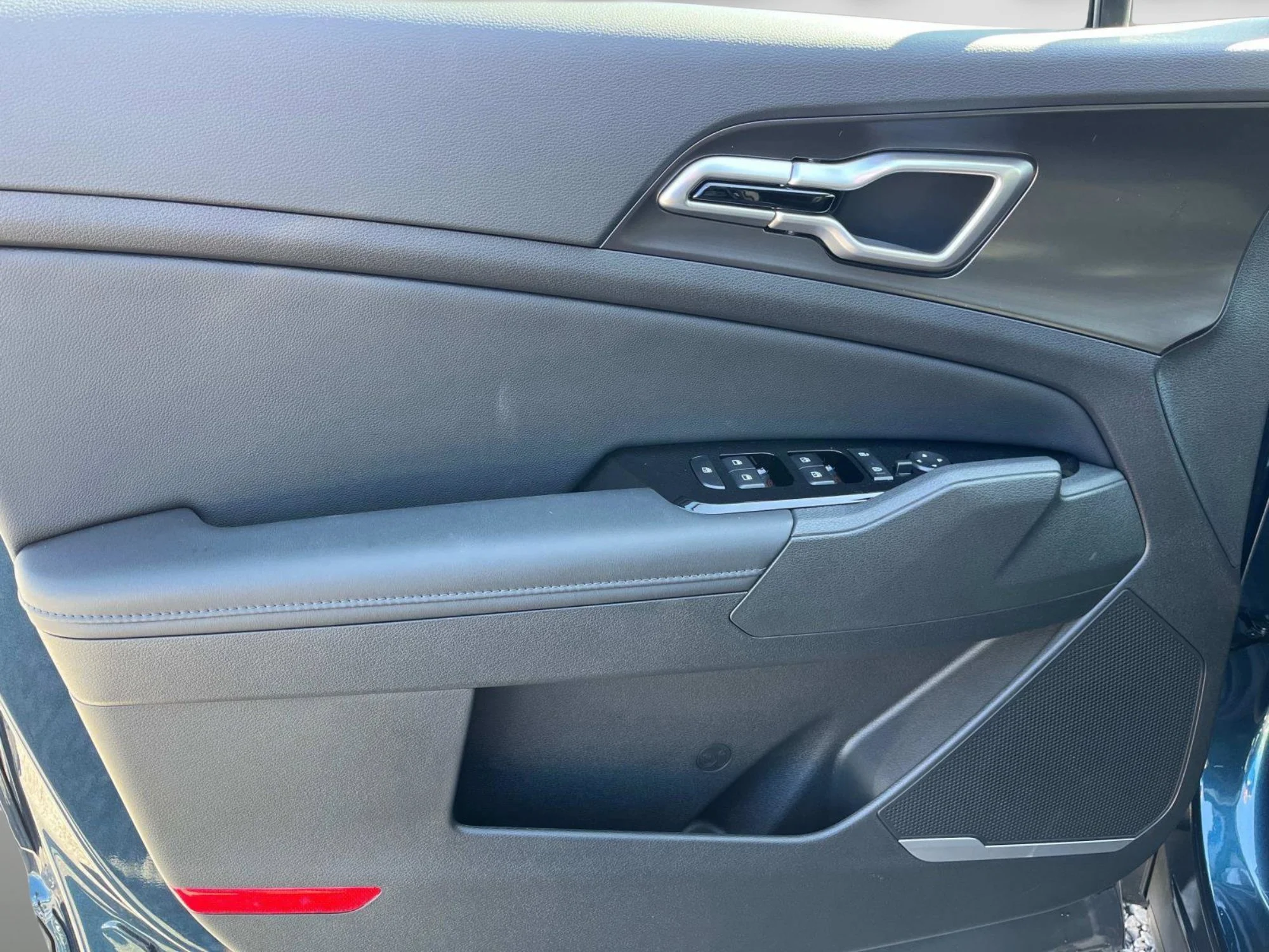 2025 Kia Sportage EX Hybrid - Photo 30