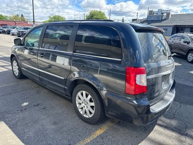 Used 2014 Maximum Steel Metallic Chrysler Touring image 10