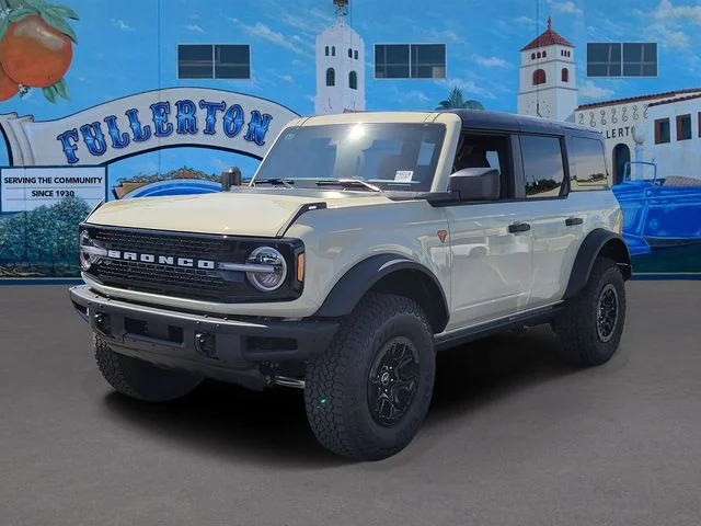 New 2026 Desert Sand Ford Badlands image 2