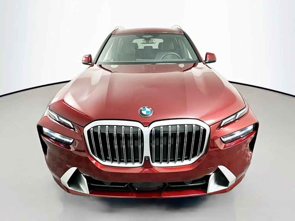 Certified Used 2025 Red BMW xDrive40i image 2