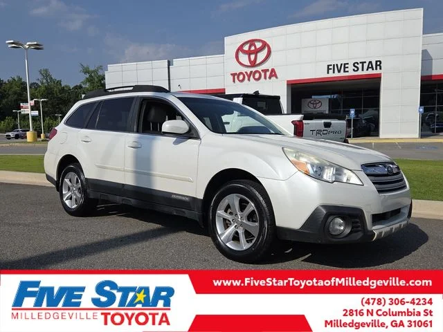 Used 2013 White Subaru 2.5i image 1