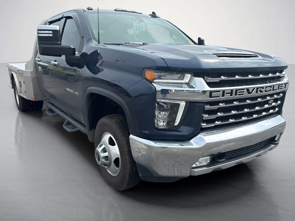 Used 2021 NORTHSKY BLUE METALLIC Chevrolet LTZ image 5